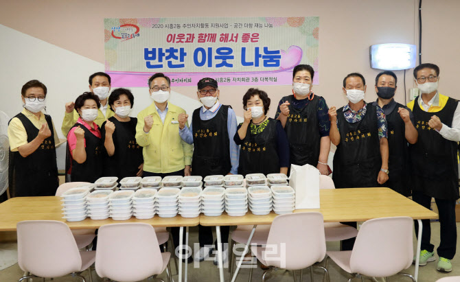 [포토] 유성훈 금천구청장, 골목구청장 행보