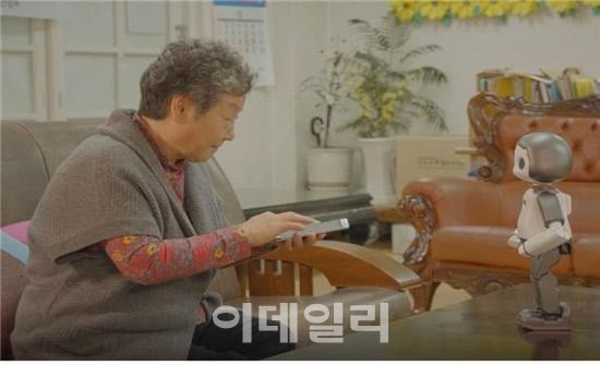 코로나19 장기화에 5060세대도 온라인 쇼핑에 빠졌다