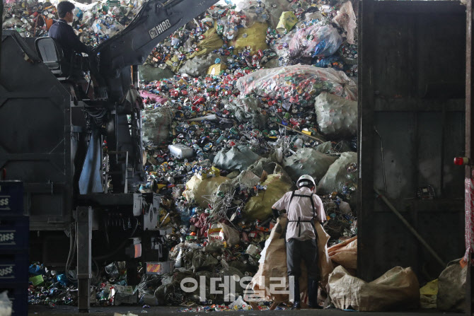 [포토]일회용품 사용 증가로 쓰레기 위기