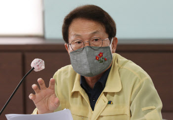 "추석 이후 초1·중1 매일 등교"…조희연, 교육부에 등교확대 제안