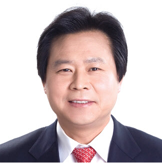 강기윤 “코로나 신속진단키트 美 20개·日 2개 긴급사용승인”