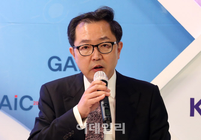 [포토]'GAIC2020' 세션1 좌장 맡은 정삼영 롱아일랜드대 교수