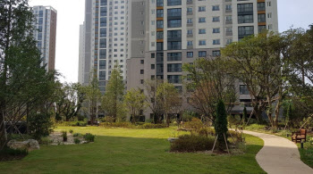 평택 도시공원, 포스코건설 더샵 조경 배우기 나서