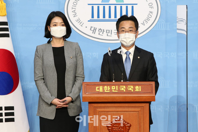 [포토]‘착한임대 세제지원’ 여야 대변인 브리핑