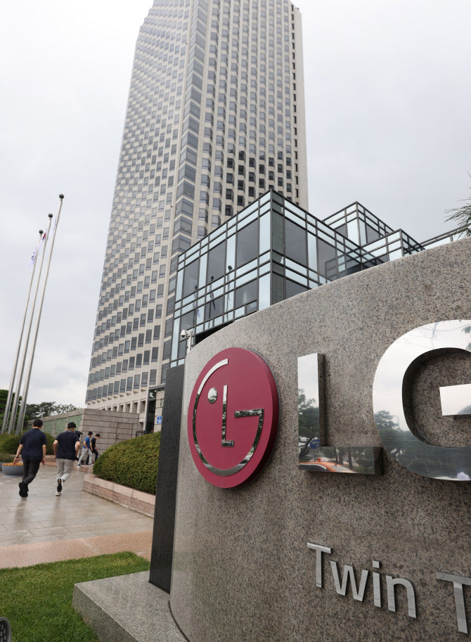 LG 올레드 TV 중국에서도 약 9000대 리콜 서비스 실시