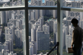 “상속보단 증여” 50억 초과 고액 증여 2년새 80% 급증