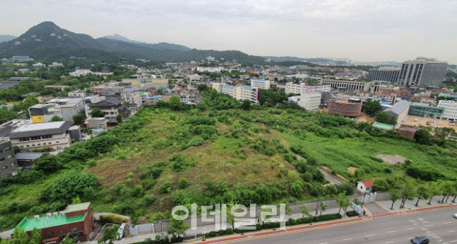 서울시, 대한항공 소유 송현동 부지 '공원화' 강행