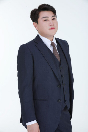 "김호중 사적으로 만난 강원병무청장 '경고'...청탁은 아냐"