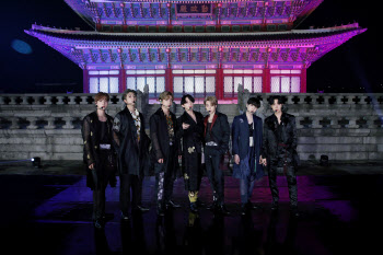 'BTS 병역특례'로 눈길 끌려는 정치권