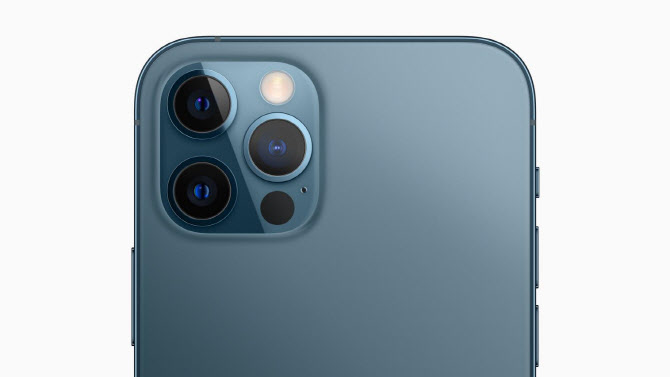 [포토] 아이폰에도 5G 탑재됐다…애플, 4가지 라인업 '아이폰12' 공개
