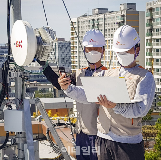 "최고 품질 제공"…SKT, 5G망 고도화 작업 나선다