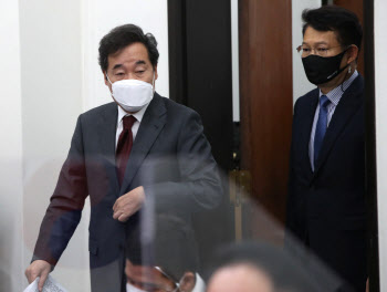 이낙연 “美대선 이후 초당적 방미단 검토”.. 野에 제안