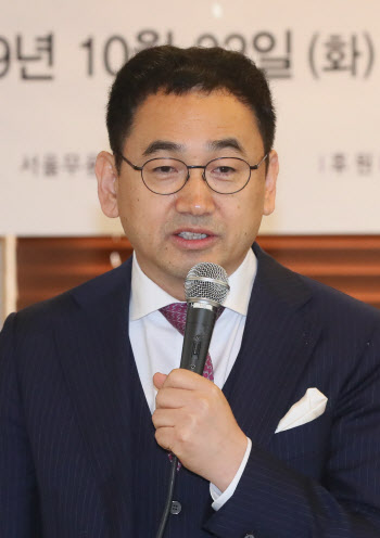 "서울무용제, 실의에 빠진 무용인들에 희망 전할 것"