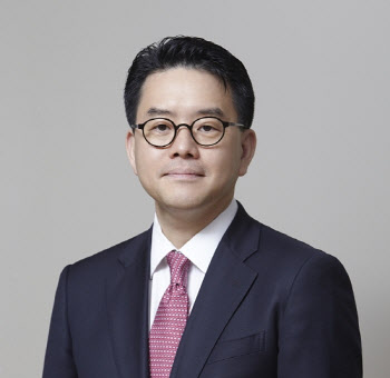 코로나發 전례없는 위기에…정기인사 앞당기는 기업들