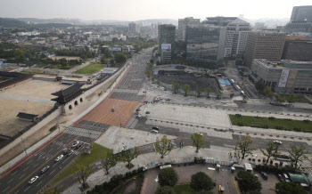 코로나 재확산에 고용시장 2차 충격…“민간 일자리 회복 멀었다”(종합)