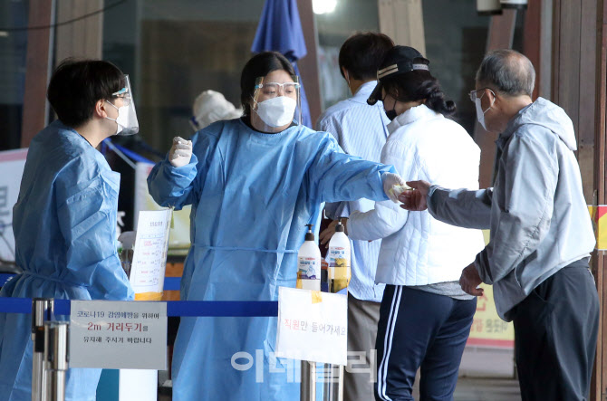 클럽 등 방역수칙 위반 시 '원스트라이크 아웃'…"무대 운영 금지도"