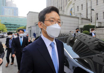 서지현 성추행·인사보복 무죄 안태근, '국가 보상금' 청구