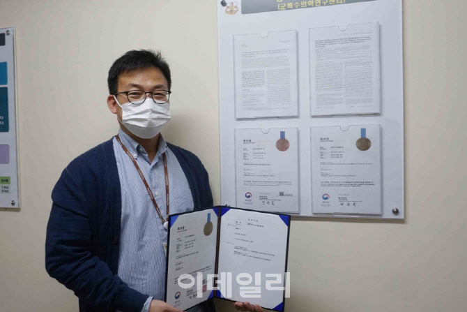 軍에서 개발한 코로나19 신속 진단법, 해외에서도 통했다