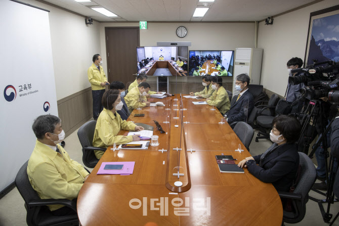 [포토]수능 한달 앞두고 방역 점검