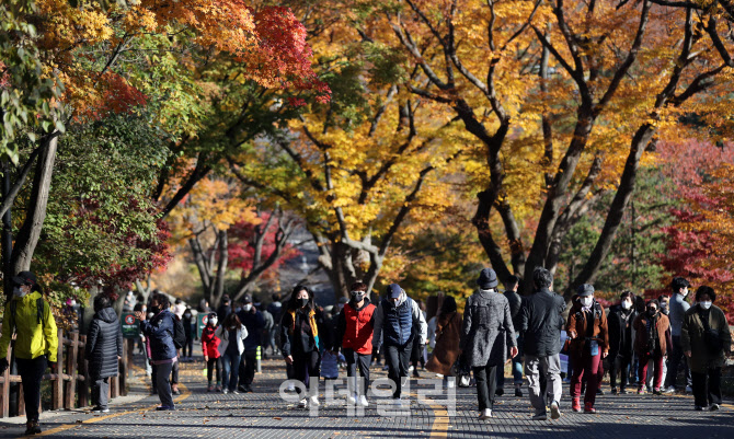 [포토]'산책하기 좋은 날'