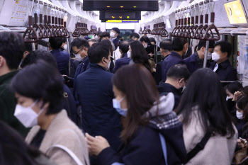 서울시, 13일부터 마스크 미착용시 과태료 10만원