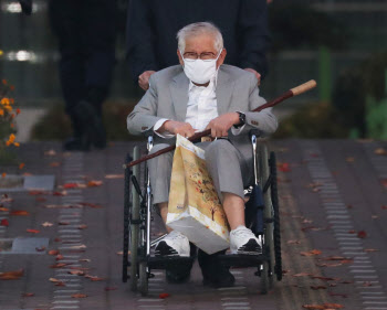 '이만희 1억 내고 보석 석방' 신천지 "법원 결정 환영"