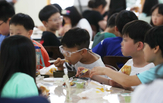 `급식대란` 막을까…서울교육청·노조 16일 막판 협상