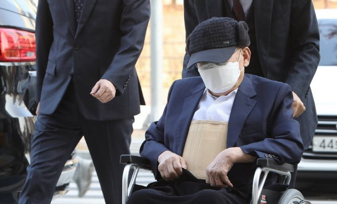 "신천지, 코로나 후 드러내놓고 포섭활동"