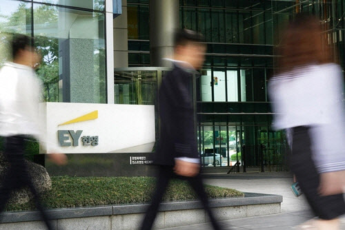 코로나 확진자 발생…EY한영, 석달 만에 본사 재폐쇄