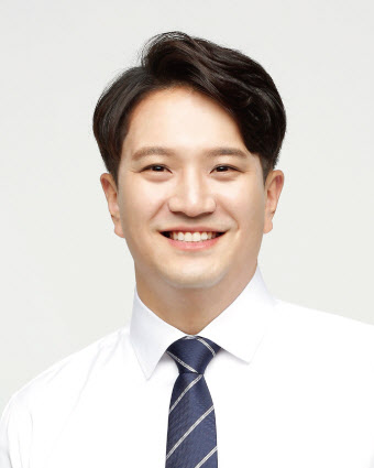 ‘BTS 입대 연기’ 9부 능선 넘었다… 전용기 “청년 대중문화인 걸림돌 해결”