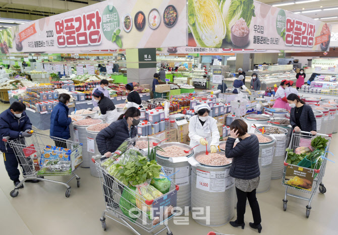 [포토] 농협유통, 명품 젓갈 시장 오픈