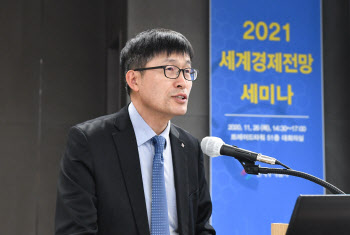 "내년 세계경제, 중국·인도 신흥국이 이끌 것"