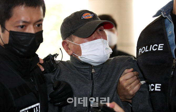 [포토]경찰, 11명 사상자 낸 서울 공덕동 모텔 방화범 구속영장 신청