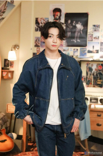 추수감사절 함께 할 형제·자매는…`BTS 정국` 美잡지에 등장