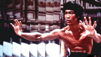 전설적 액션 영웅 이소룡 탄생 80주년에 '중화권' 들썩