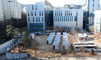 서울, 어제 확진자 125명 입원 대기…중환자 병상은 6개 남아
