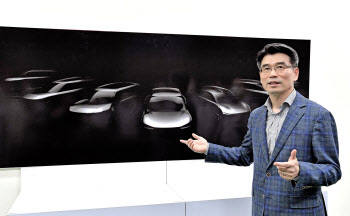 기아차, 미래車 체질 전환… 노조는 한달째 부분파업 어깃장