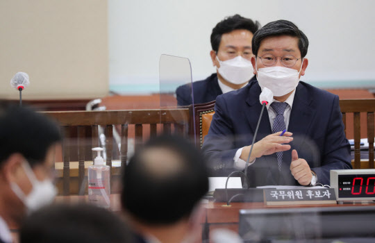 비대해지는 경찰 권력…전해철 “권력 남용 막을 경찰위원회 강화 필요”