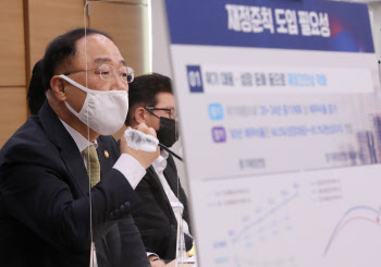 작년 공공부채 1132조 사상 최대…GDP대비 60% 육박