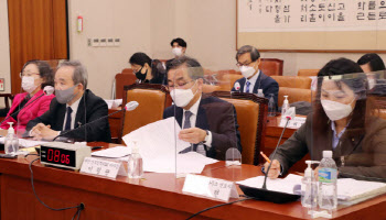 "임신 10주미만만 조건없이 낙태"…선별적 낙태거부 나선 의료계