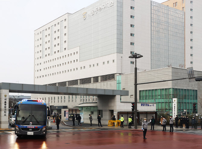 동부구치소 관련 확진 총 761명…"집단생활·환기 미흡으로 전파 추정"