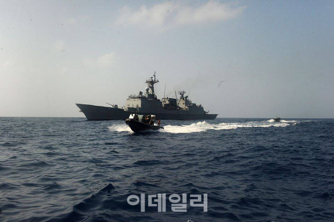 청해부대, 이란 관할 호르무즈해협 작전 시작…韓선박 억류 대응
