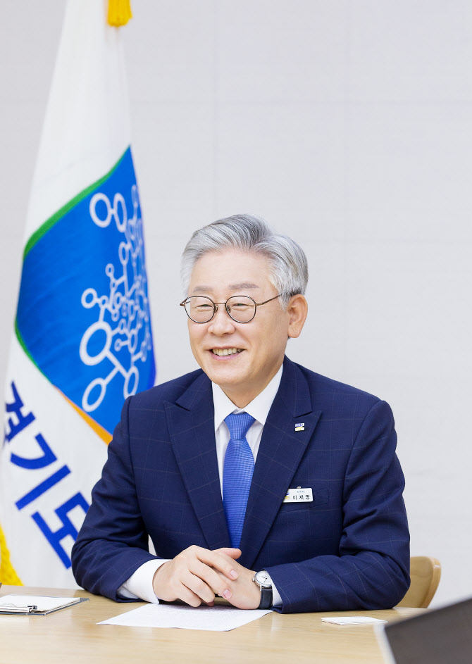 “불합리 차별 해소해야 ” 이재명發 '비정규직 공정수당' 전국 나비효과 일어날까