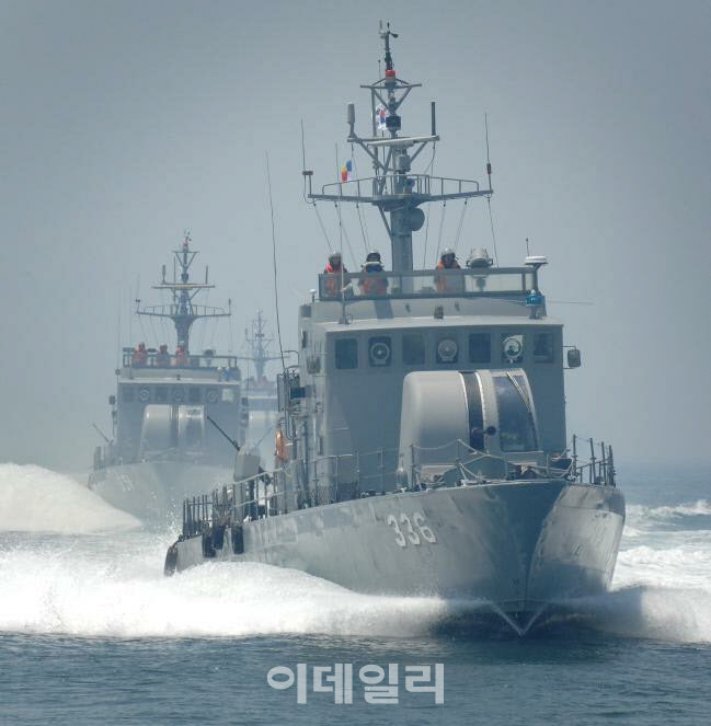 백령도 인근 해상 해군 간부 실종…軍 "탐색 작업 중"