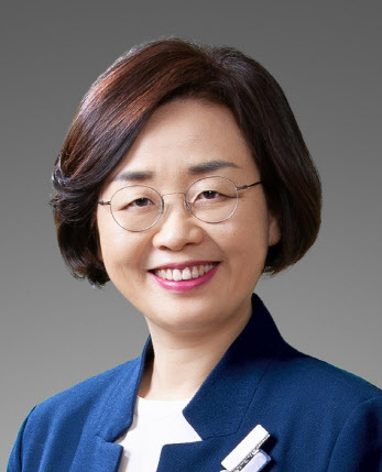 김명수 대법원장, 조현욱 인권위원 후임에 윤석희 변호사 지명