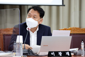 文 이어 이광재 ‘뉴딜펀드’ 가입 “韓뉴딜 성공에 혼신”