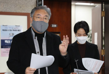 국민의힘, 4·7 보선 본경선서 美 대선식 스탠딩 맞짱 토론 채택