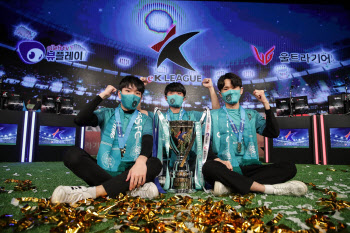 안산그리너스, ‘eK리그’ 초대 챔피언 등극