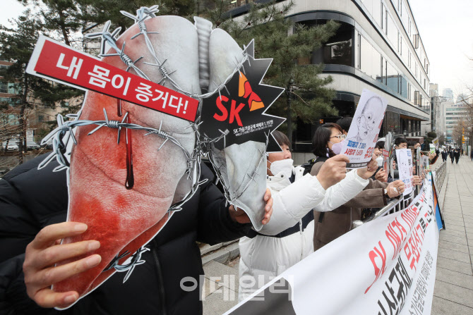 [포토]가습기 살균제 피해자 '내 몸이 증거다'