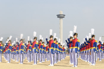 육군사관학교 생도 교육에 부사관 투입…개교 이래 최초